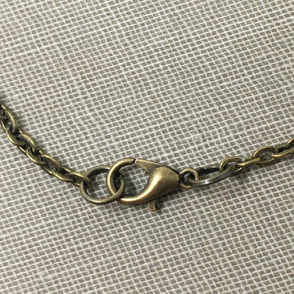 Vintage Hexagonal Ornate Floral Embossed Brass Locket Choker Necklace - Picture 8 of 16